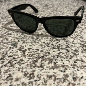 Black Wayfarer II. Black sunglasses